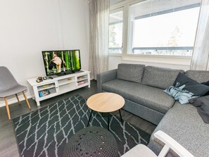 TV - Vuorihuoneistot 608 by Interhome (Sastamala)
