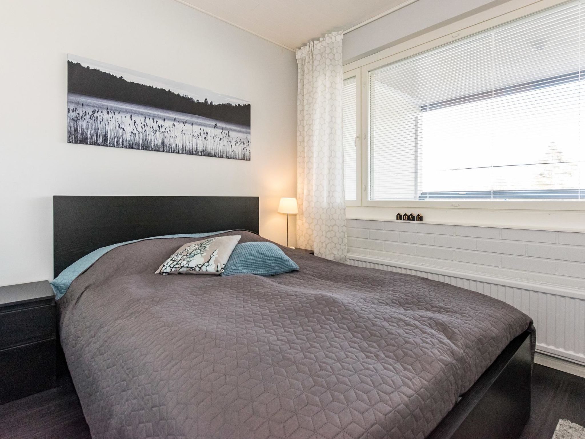 1 間睡房、上網