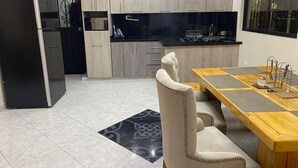 Uklassifisert bilde, 2 av 15, knapp