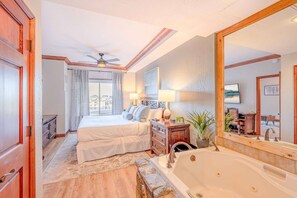 2 bedrooms, in-room safe, desk, iron/ironing board