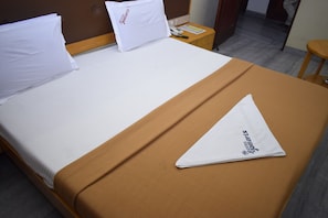 Ropa de cama de alta calidad, wifi gratis y ropa de cama 