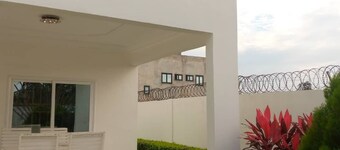 Beautiful modern villa in Avepozo, Lomé 