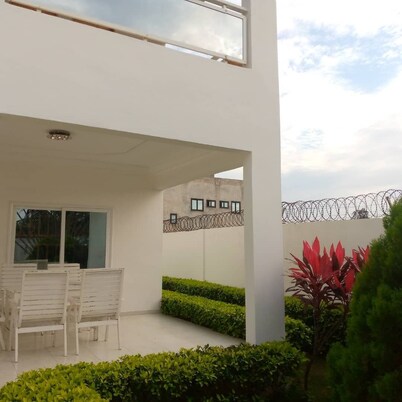 Beautiful modern villa in Avepozo, Lomé 