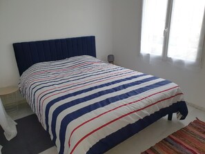 2 bedrooms