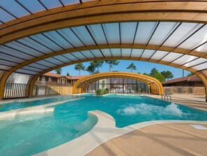 Pool - Cozy Apartment in Parentis-en-Born - Shared Pool - Walk to Lake - Sleeps 4 - Cleaning Included (Parentis-en-Born)