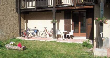 SiFa - Studio with mountain corner and terrace close to shops