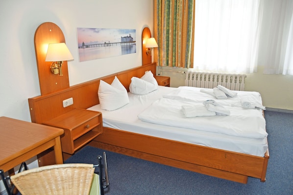 Unclassified image, 1 of 26, button