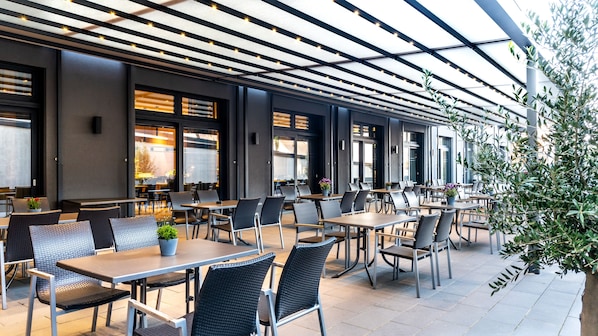 Sundeck
