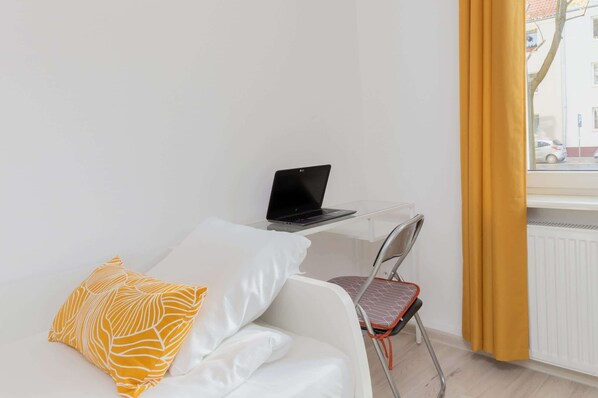 Imagen sin descripción, 1 de 28, botón