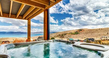 Sleeps 31 guests (34 max), Parking for up to 6 vehicles, 7 bedrooms, 5.5 bathrooms, 3 levels, App...