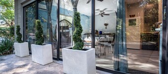 Private Luxury King Guest House - 4 min from UF stadium