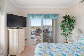 3 bedrooms, iron/ironing board