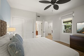 Condo, 3 Bedrooms | 3 bedrooms, desk, iron/ironing board, free WiFi