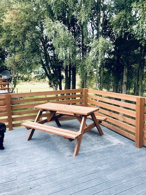 Decking/ picnic table