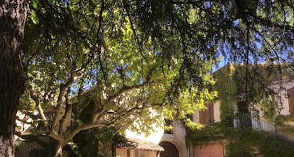 APARTMENT IN A FARMHOUSE NEAR THE CASTILLON WASHHOUSE