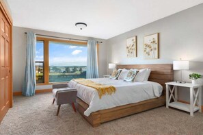 3 chambres, bureau, accès au Wi-Fi (inclus), literie fournie