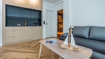 Design Suite | 1 bedroom, premium bedding, down comforters, pillowtop beds