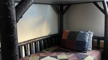 4 chambres, accès au Wi-Fi (inclus), literie fournie