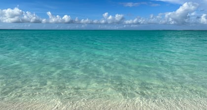 Villa in Paradise - Two Seat Golf Cart Now Included With Rental !!