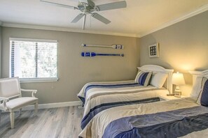 2 bedrooms, iron/ironing board, free WiFi, bed sheets
