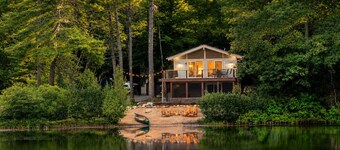 Pond-Side Chalet • Private Beach • Canoe & Kayak • Sleeps 7 • Near Storyland
