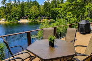 Outdoor dining - Pond-Side Chalet • Private Beach • Canoe & Kayak (Madison)