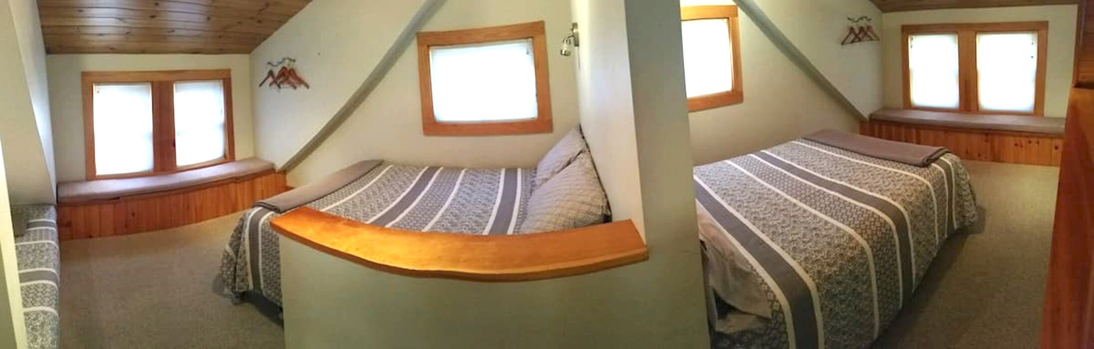3 bedrooms, iron/ironing board, travel crib, WiFi (free)
