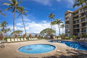Outdoor pool - Beachfront Oceanview Condo Centrally Located For All Your Maui Adventures (Kihei)
