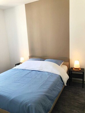 1 Schlafzimmer, Bügeleisen/Bügelbrett, Reisekinderbett, kostenloses WLAN