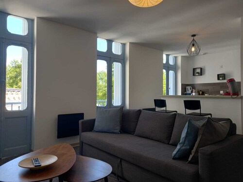 T2 LES ARCADES ★ PLEIN CENTRE ★ LUMINEUX ★ WIFI