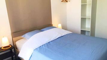 1 camera, ferro/asse da stiro, culla da viaggio, Wi-Fi gratuito