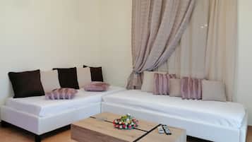 1 bedroom, in-room safe, free WiFi, bed sheets