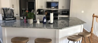 Coastal Boho Beach Escape - 1 block to paradise