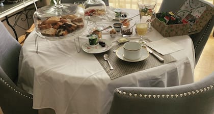 Cocooning labeled 3 Flowers <br>https://lacocooning.fr<br>