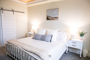 3 Schlafzimmer, Bügeleisen/Bügelbrett, kostenloses WLAN, Bettwäsche