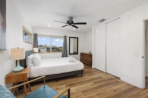 7 habitaciones, camas con efecto memoria y cortinas blackout