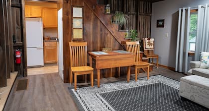 Spacious Cottage in Ohio Amish Country