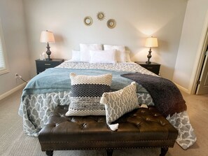 5 bedrooms, iron/ironing board, free WiFi, bed sheets