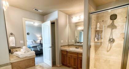 Parkside 5B Retreat, Large yard w/bbq
