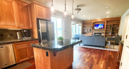 Parkside 5B Retreat, Large yard w/bbq