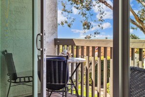 Outdoor dining - 2BR Condo with Views Near Shops & Food + Fast WiFi (Carlsbad)