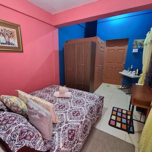 1 Schlafzimmer, Schreibtisch, Bügeleisen/Bügelbrett, kostenloses WLAN