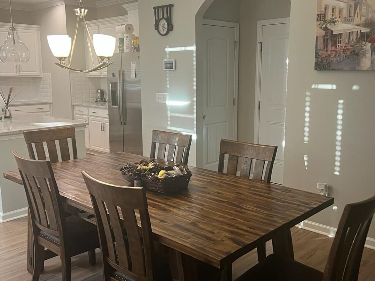 Photo 7 of The Cameo’s Joy by Amaris Corporate Rentals