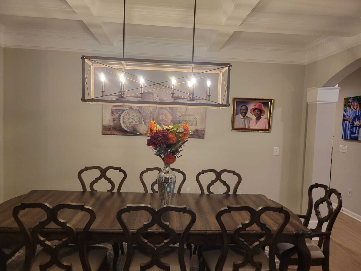 Photo 77 of The Cameo’s Joy by Amaris Corporate Rentals