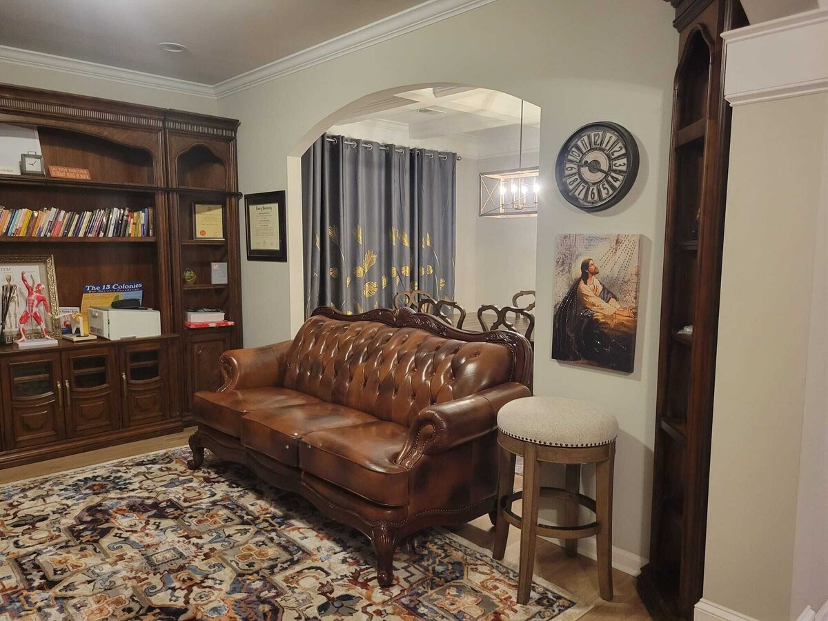 Photo 74 of The Cameo’s Joy by Amaris Corporate Rentals