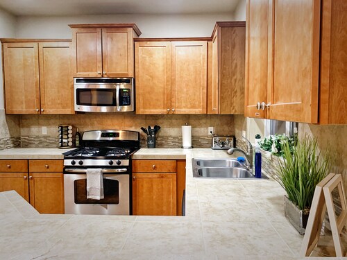 ♬Retreat & Relax♨ High-speed Internet, bbq, backyard Intel/Nike