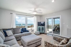 Téléviseur connecté, lecteur de DVD, haut-parleurs intelligents