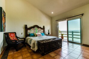 5 bedrooms, WiFi, bed sheets