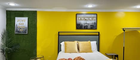 1 bedroom, iron/ironing board, free WiFi, bed sheets