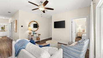 3 bedrooms, desk, iron/ironing board, travel crib